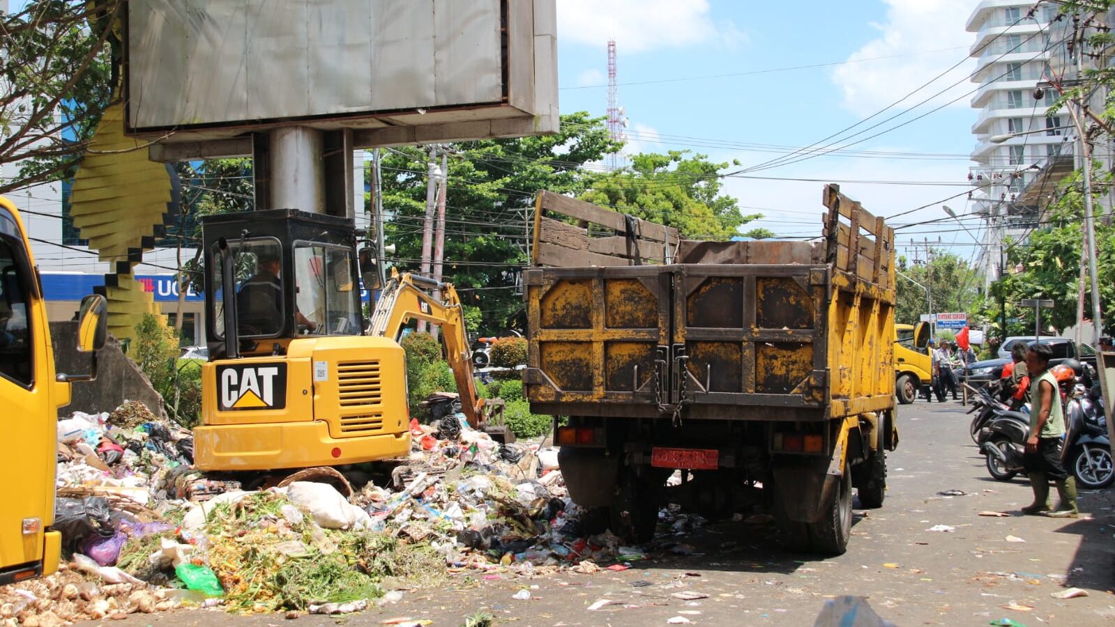Jelang Idulfitri, DLH Siagakan 42 Armada Antisipasi Lonjakan 20 Persen Volume Sampah di Pontianak