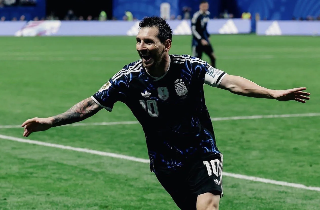 Lionel Messi Tolak Dibandingkan dengan Maradona: Diego Tetap yang Terbaik