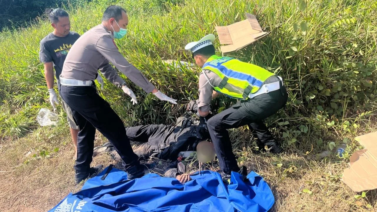 Sopir Truk Tangki Kabur Usai Tabrak Pemotor Hingga Tewas di Trans Kalimantan