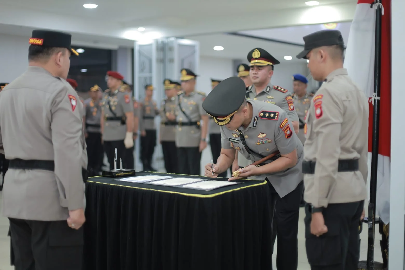 AKBP Rensa Sastika Resmi Jabat Kapolres Kubu Raya Gantikan Kadek Ary Mahardika
