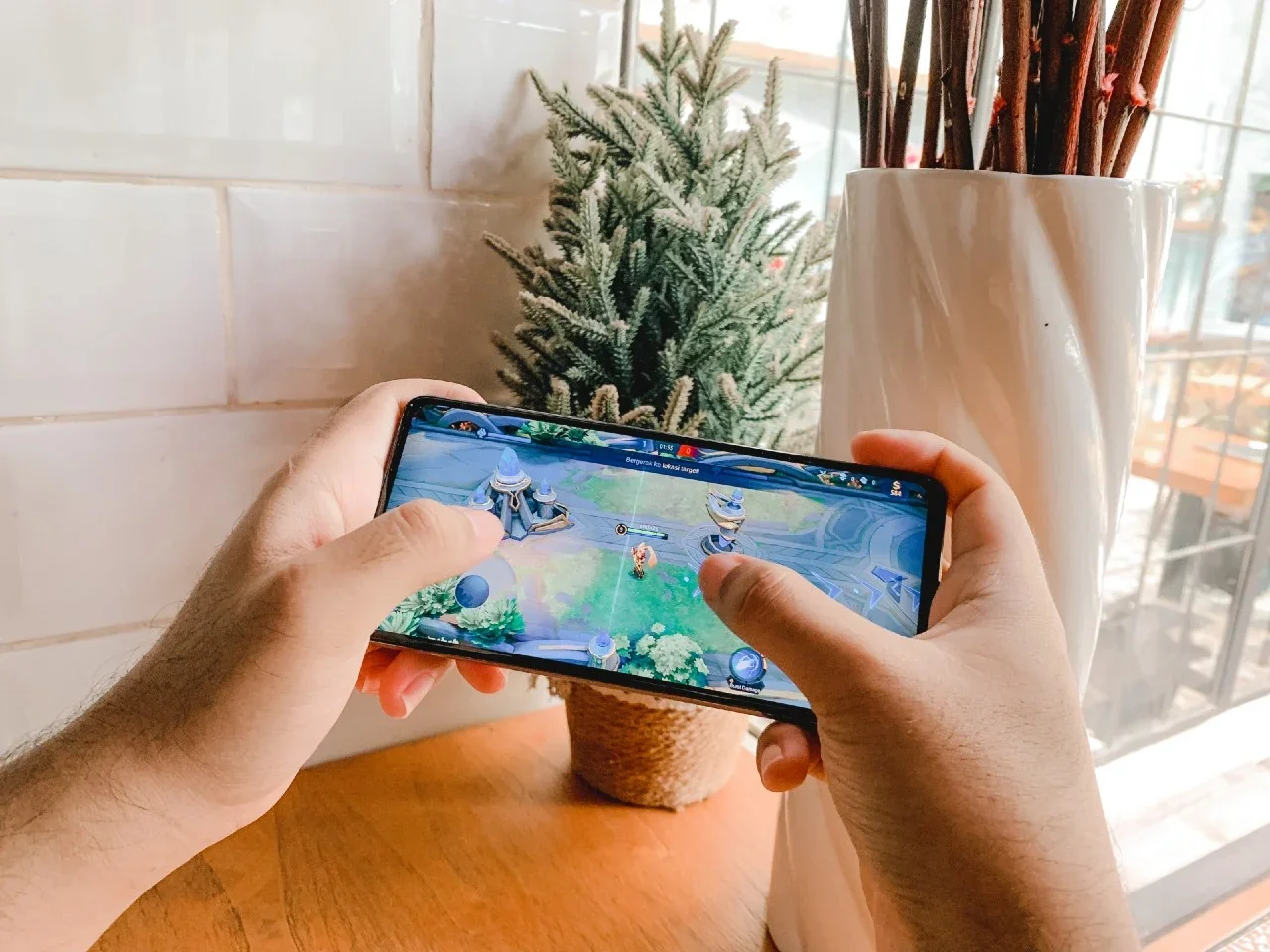 Cara Mengatasi HP Cepat Panas Saat Dipakai Main Game atau Video Call