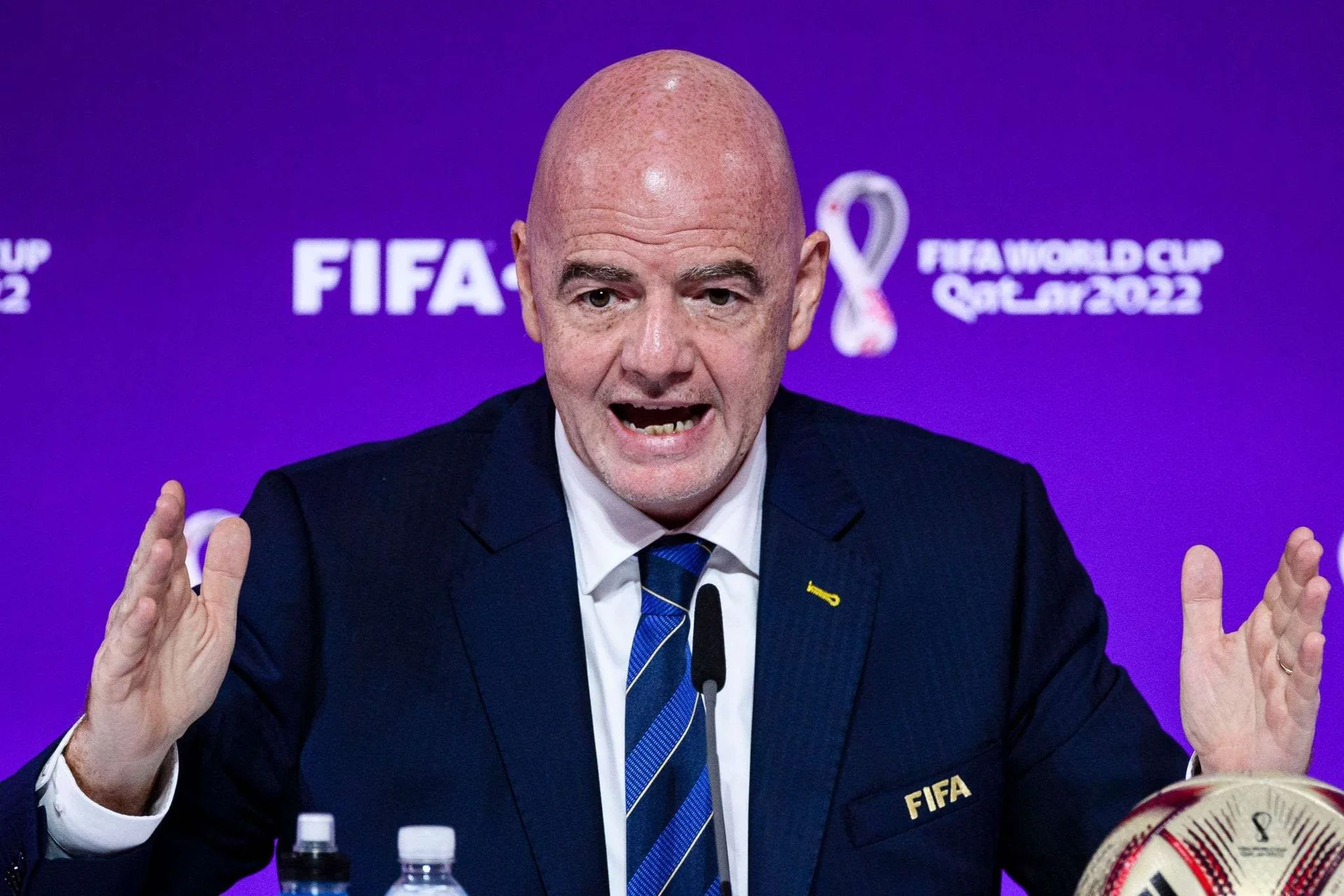 Wacana Jual Saham Piala Dunia Batal, Presiden FIFA Batal Naik Gaji 525 Persen