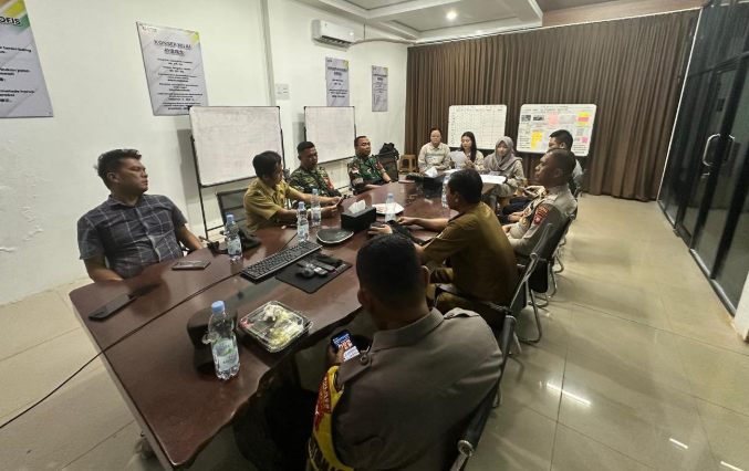 Tambah Jarak 6 Km, Warga Kampung Baru Minta Jalan Lama Proyek Smelter Tak Ditutup Permanen