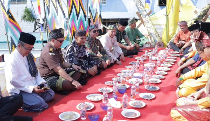 Tradisi Robo-Robo Ketapang Dorong Generasi Muda Kenal Warisan Budaya Melayu