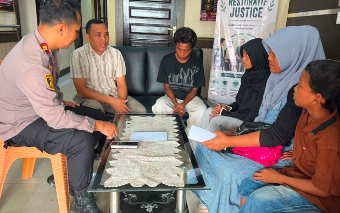 Kisah Ibu dan 3 Anak Lolos dari Tambang Emas Ketapang