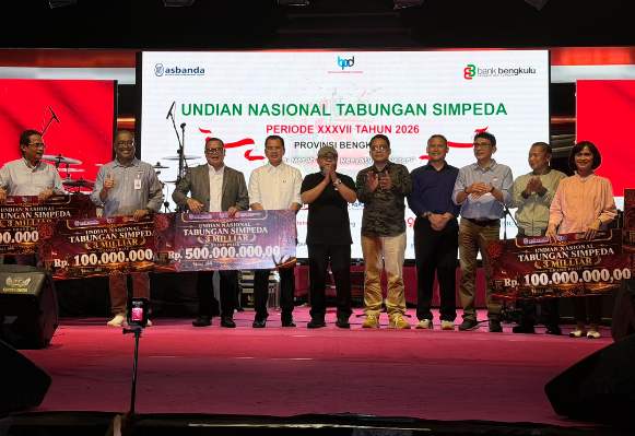 Nasabah Bank Kalbar Raih Hadiah Utama Rp500 Juta di Bengkulu