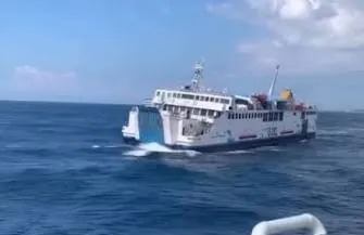 BMKG Imbau Nelayan dan Kapal Penyeberangan Waspadai Risiko Pelayaran
