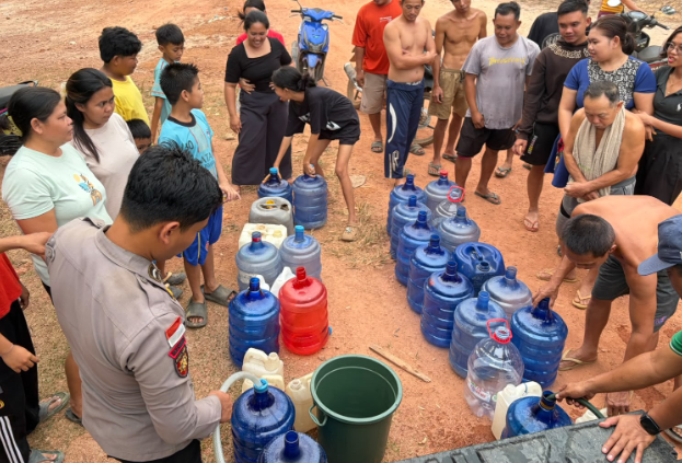 Dampak Kemarau Panjang di Sanggau, Warga Dusun Mungguk Pasir Krisis Air Bersih