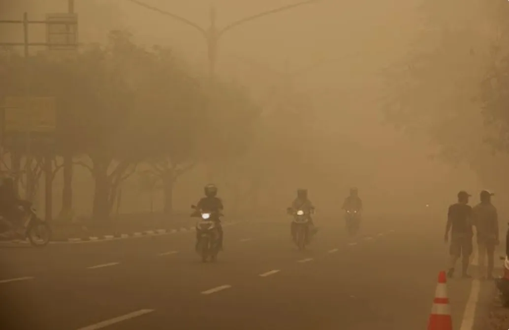 Karhutla Kalbar Tak Kunjung Padam, Udara Pontianak Tembus Level Berbahaya