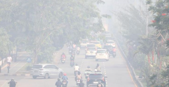 Luas Karhutla Kalbar Tembus 48 Ribu Hektare Asap Pekat Hadang Helikopter Jepang