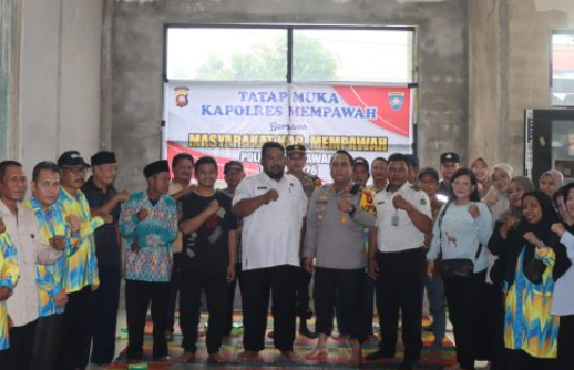Warga Desa Sejegi Mempawah Dapat Pengobatan Gratis, Polres Buka Layanan Kesehatan