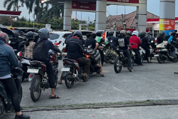 Gangguan Distribusi BBM di Sanggau Picu Antrean SPBU dan Berisiko Tekan Harga Sembako