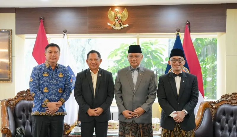 Kemenhaj dan Kemendagri Padankan Data Jemaah untuk Akurasi Antrean Haji
