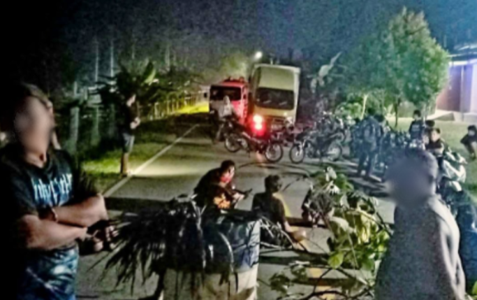 Kronologi Warga Tutup Jalan Ngabang-Jelimpo Usai Tabrak Lari Tewaskan Pengendara Motor