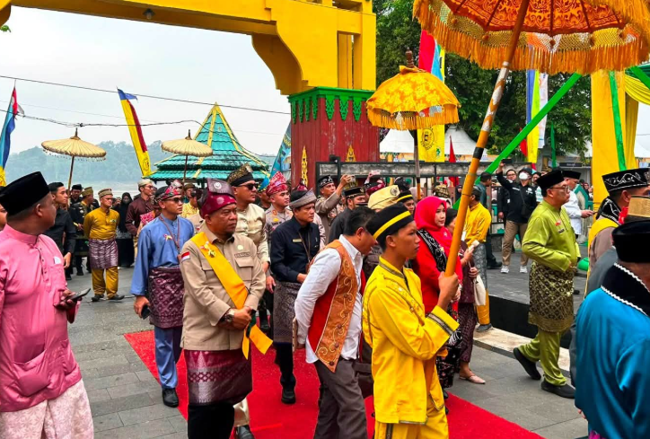 Festival Faradje’ Sanggau Satukan Raja-Sultan Nusantara dan Budaya Melayu