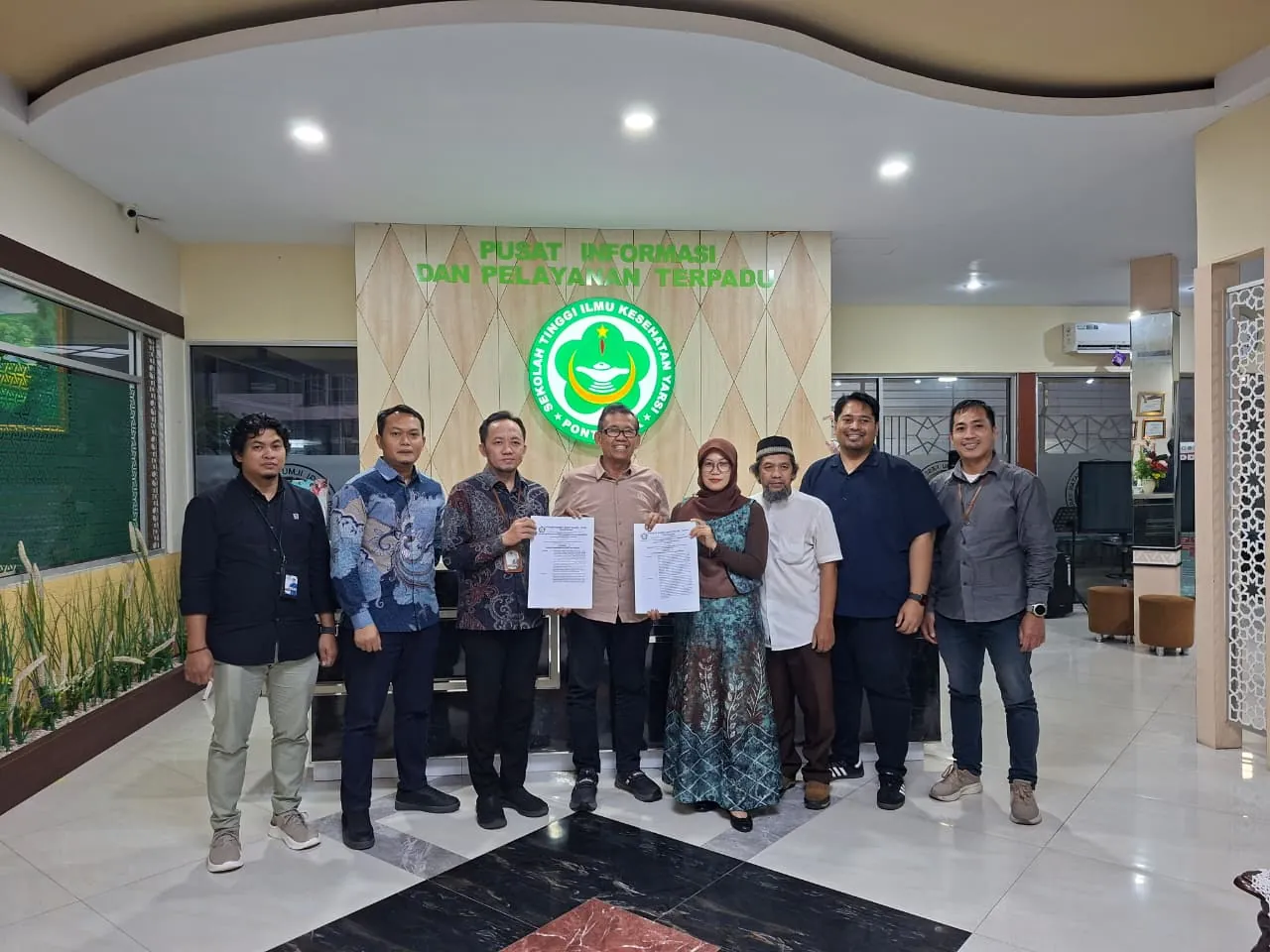Sekolah Tinggi Ilmu Kesehatan Yarsi Pontianak Peringkat 5 dan 3 Mahasiswa Top 10 Nasional