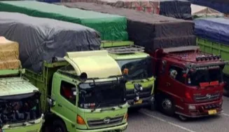 Operasional Truk Sumbu Tiga Bakal Dibatasi Saat Libur Nataru